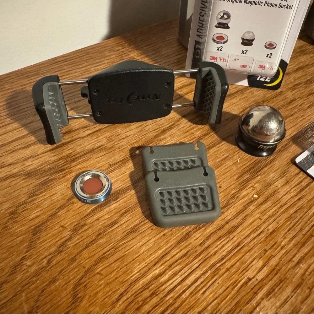 Steele Car Phone Mount Kit